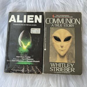 Alien Alan Dean Foster 1979 Communion A True Story 1987 Paperback Books Bundle